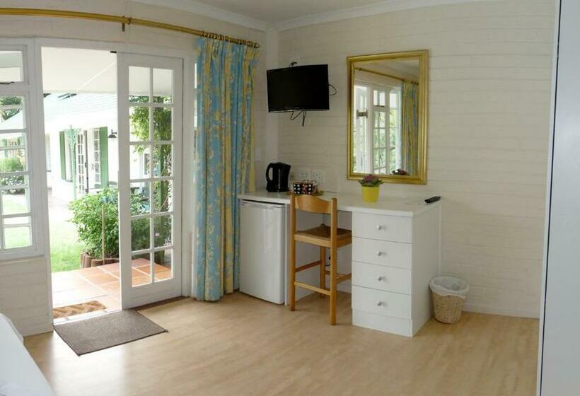 스탠다드 룸 풀장 전망, Somer Place B&b