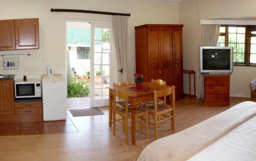 패밀리 룸, Somer Place B&b