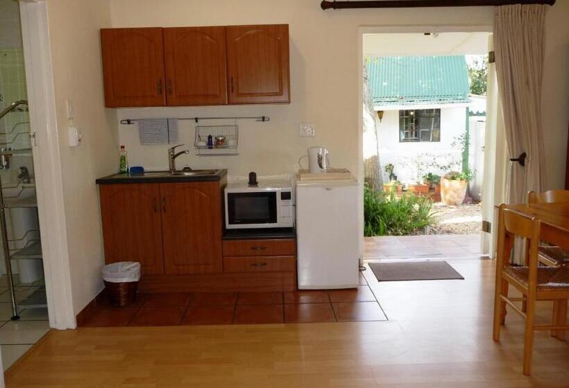 Семейный Номер, Somer Place B&b