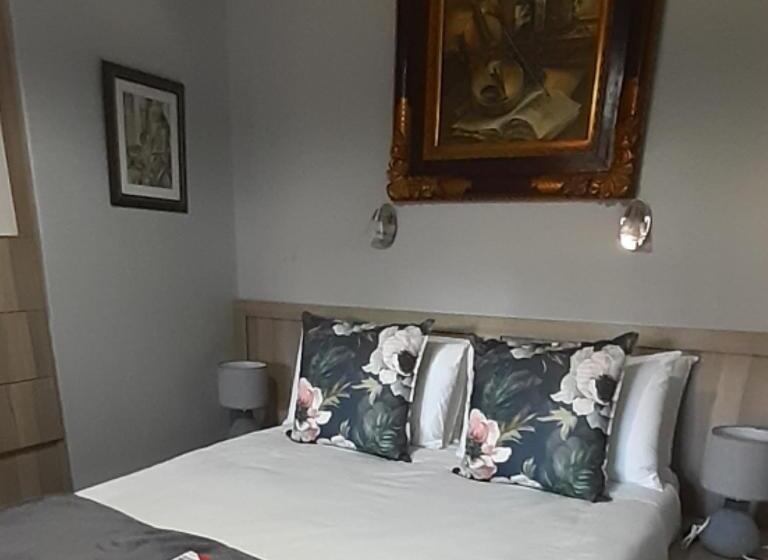 סטודיו משפחתי, Westlodge At Graskop B&b