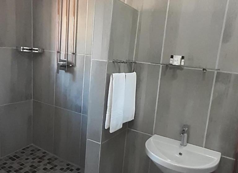 חדר סטנדרט לשלושה, Westlodge At Graskop B&b