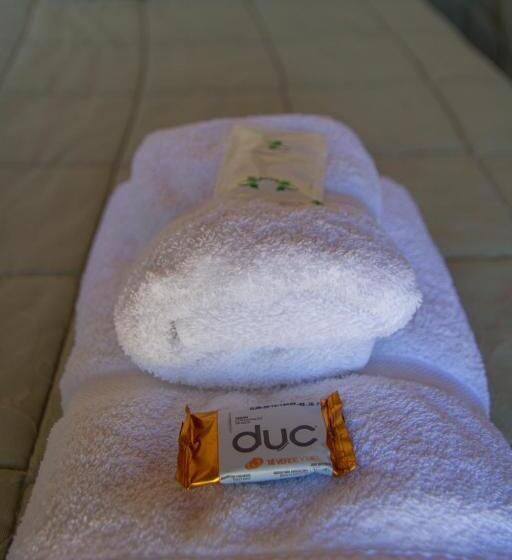 スタンダードルーム, Hosteria Thiamalu