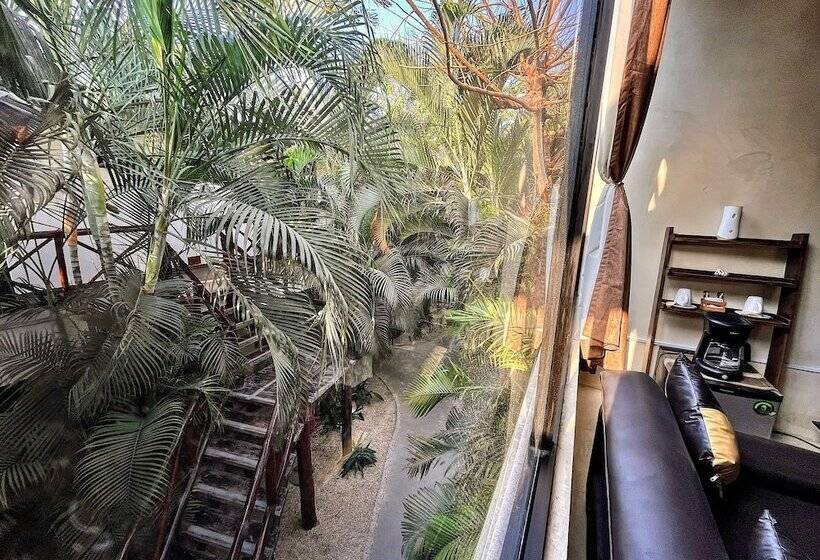 سوئیت پرزیدنت, Pacha Tulum