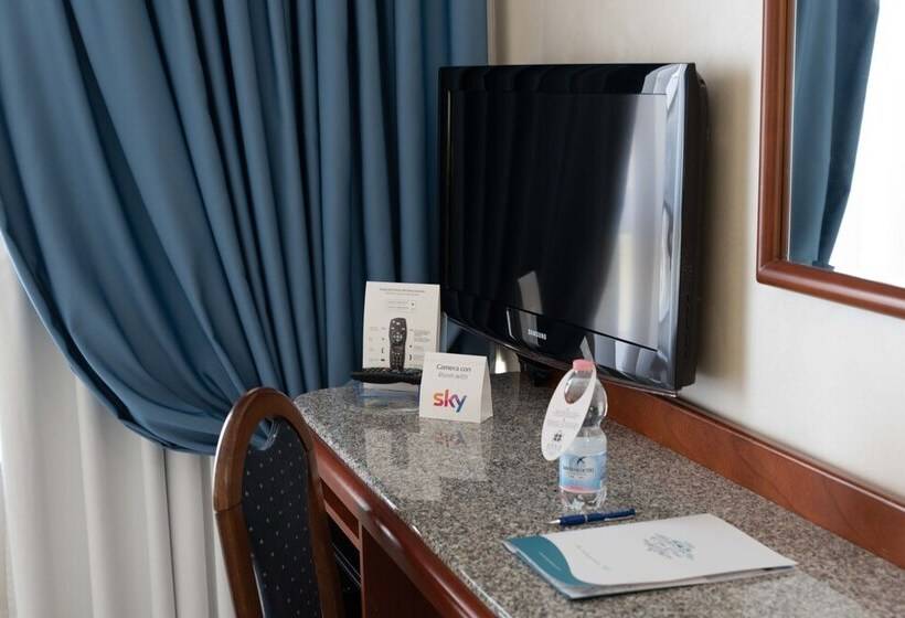 جناح جونيور, Edra Palace Hotel & Ristorante