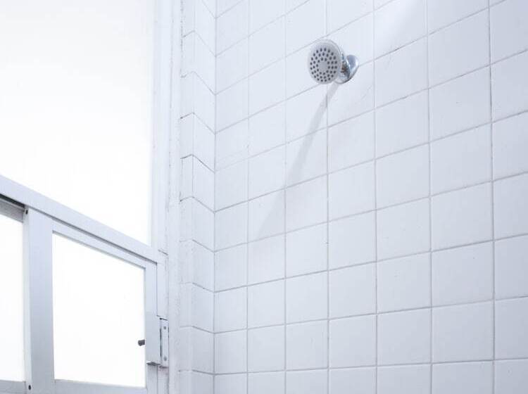 اتاق استاندارد سه نفره, El Angel