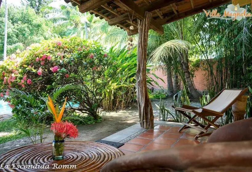 プールビュースタンダードルーム, Casa Villa Magnolia