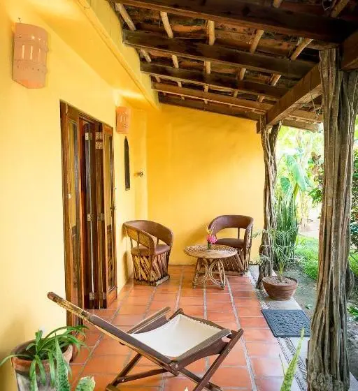 プールビュースタンダードルーム, Casa Villa Magnolia
