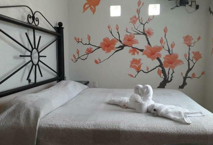 חדר דלוקס עם מיטת קינג, Colonial