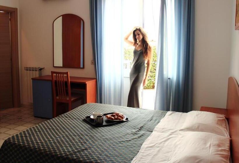 스탠다드 트리플 룸, Costa Citara