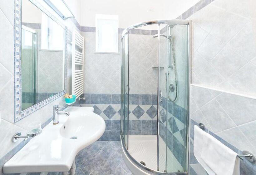 4인용 스탠다드 룸, Costa Citara