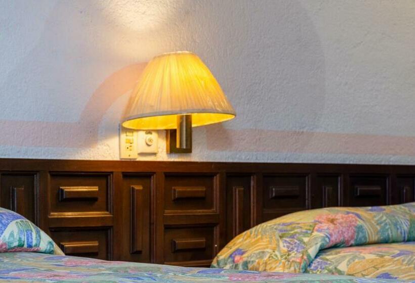 Apartamento 2 Dormitórios, Delfin