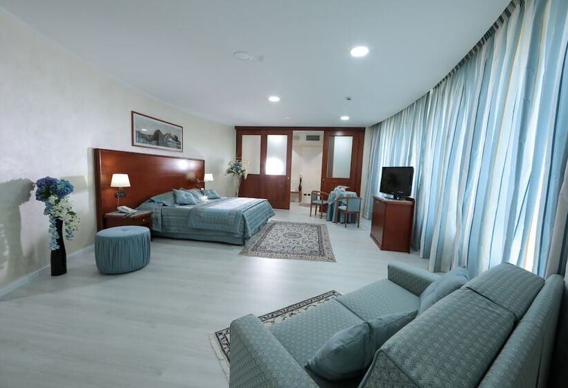 Люкс Вид на Сад, Edra Palace Hotel & Ristorante