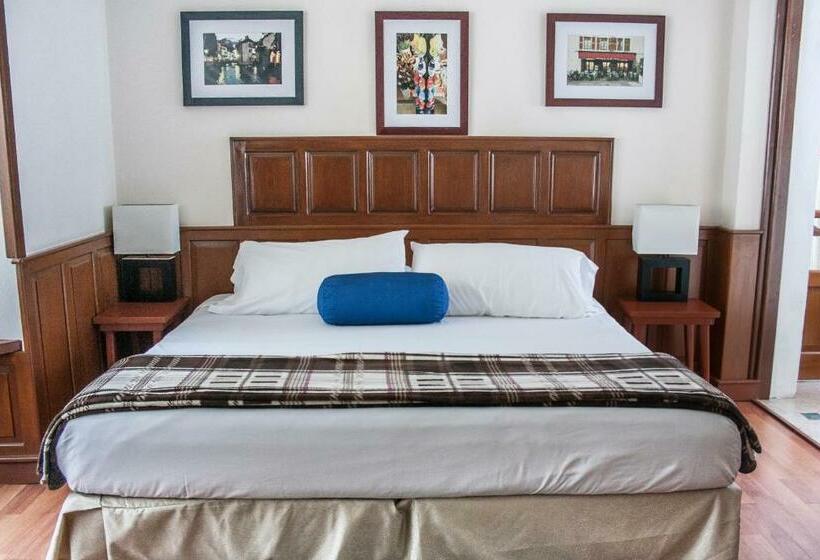 컴포트 룸, Esmeralda