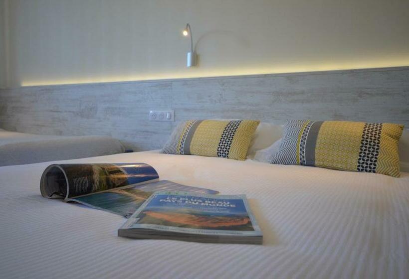 스탠다드 트리플 룸, Hôtel Poste Et Champanne