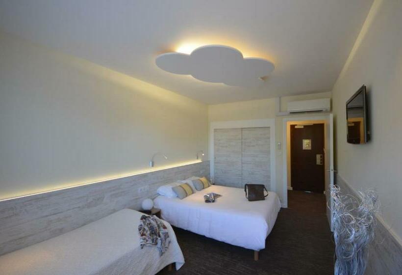 Номер Стандарт Трехместный, Hôtel Poste Et Champanne