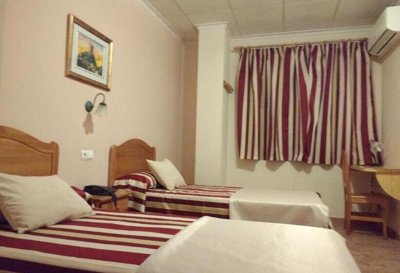 חדר סטנדרט יחיד, Mesón El Castillo