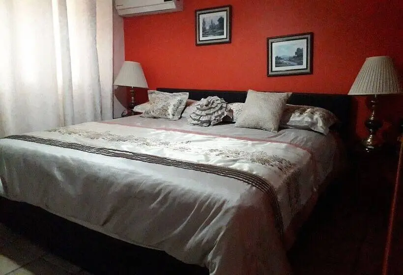 Standard-huone, Michelle
