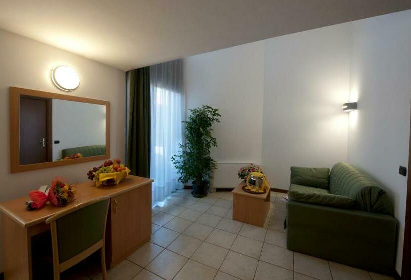 חדר סופריור, Roma