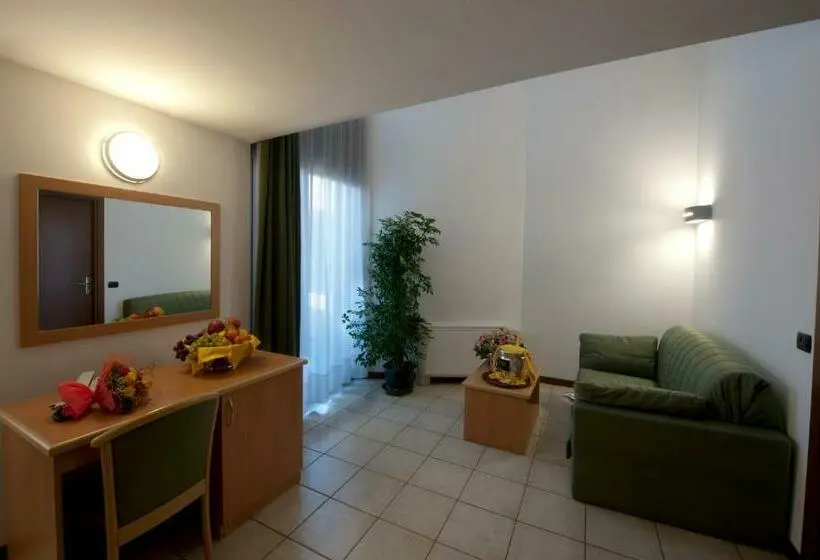 Superior-huone, Roma