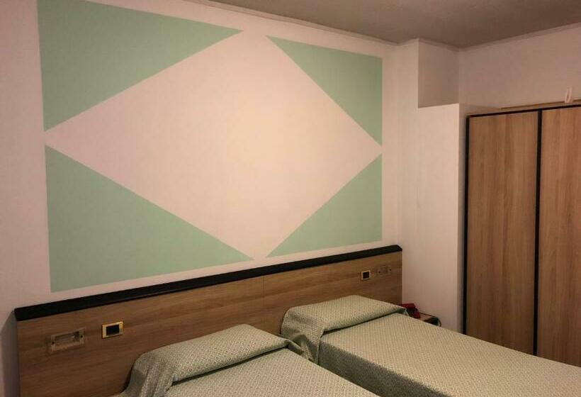 חדר סטנדרט, Roma