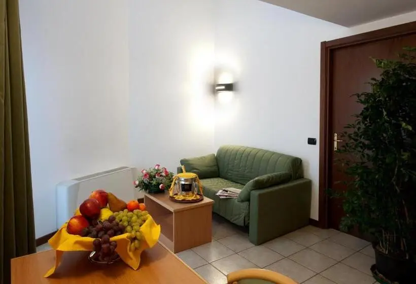 Superior Neljän Hengen Huone, Roma