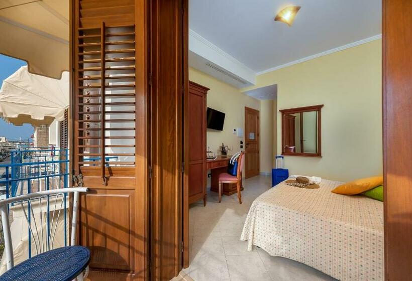 バルコニー付きスタンダードルーム, Sicilya