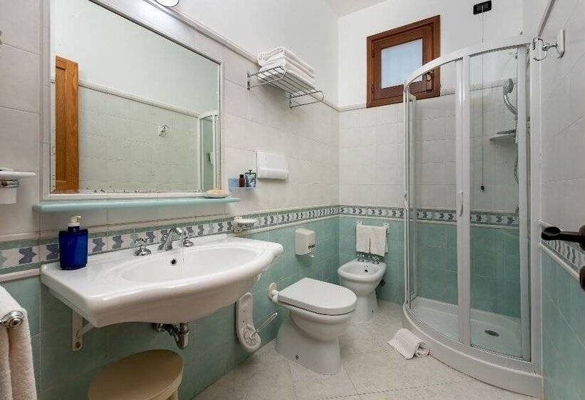 スタンダードルーム, Sicilya