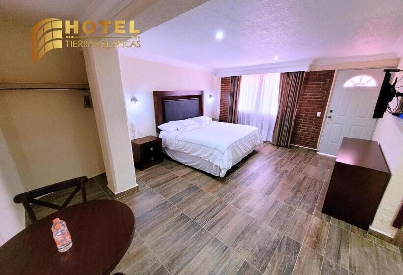 带大床的标准间, Tierras Blancas