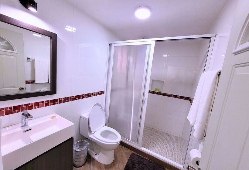 标准间, Tierras Blancas