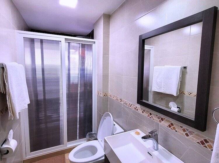 Quarto Estandar, Tierras Blancas