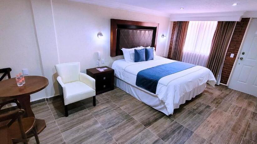 带大床的标准间, Tierras Blancas