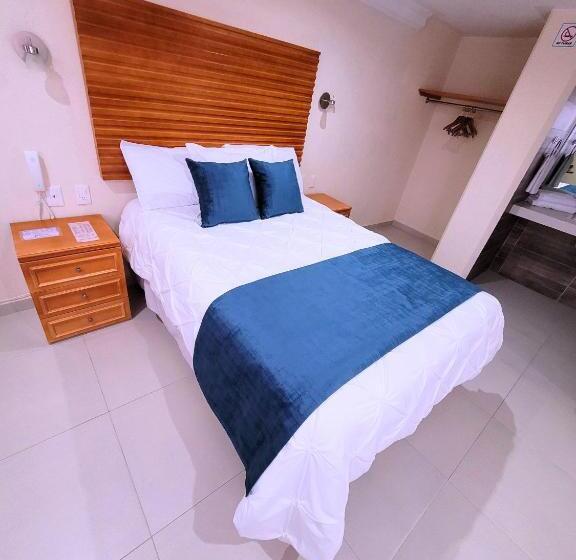 Quarto Estandar, Tierras Blancas
