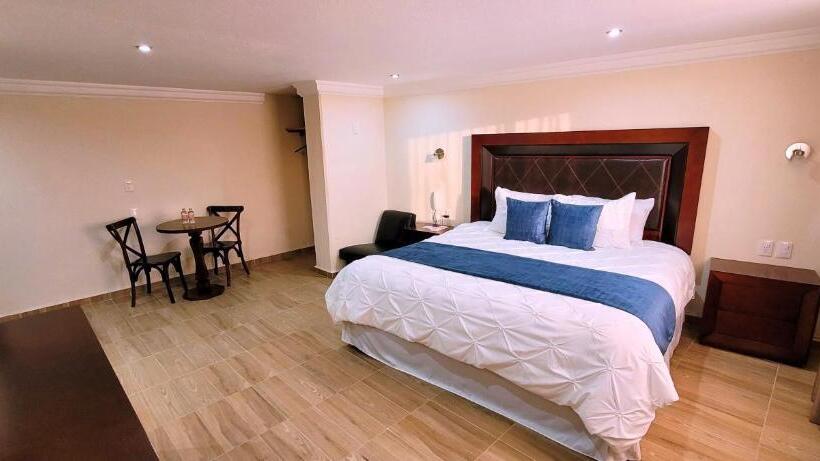 带大床的标准间, Tierras Blancas