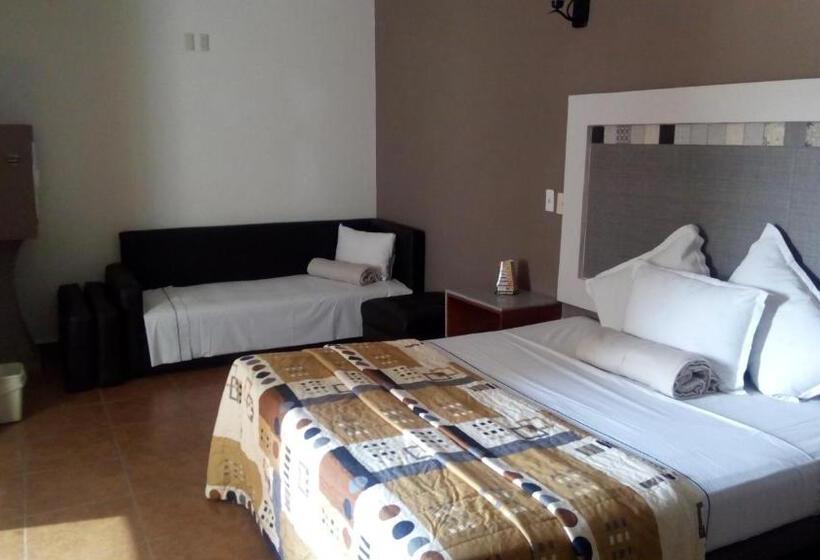 Quarto Estandar 2 Camas Casal, Aquiles