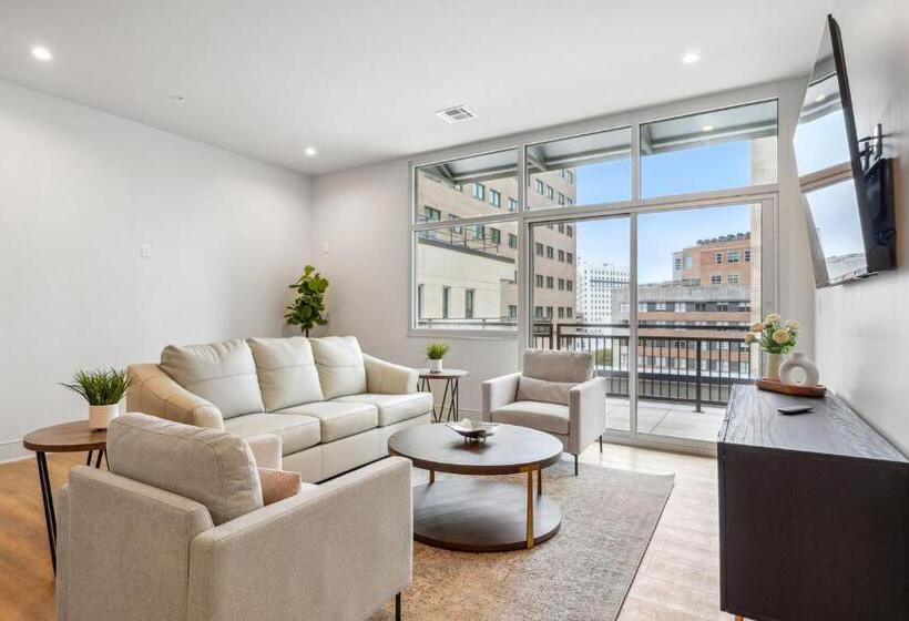 1 Bedroom Penthouse Apartment, The Eleanor New Orleans