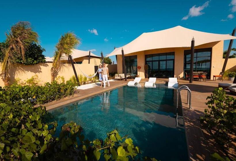 فيلا غرفتين نوم مطلة على البحر, Bab Al Nojoum - Hudayriyat Villas