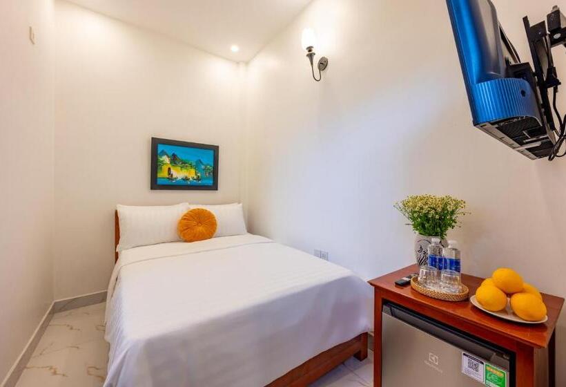 اتاق استاندارد یک نفره, Golden Sun Hotel Hoi An