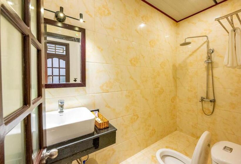 اتاق لوکس, Golden Sun Hotel Hoi An