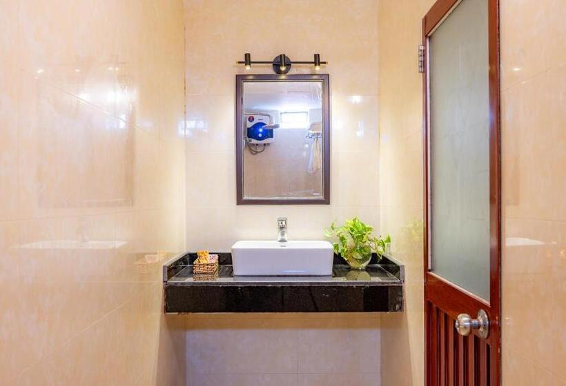 اتاق خانوادگی, Golden Sun Hotel Hoi An