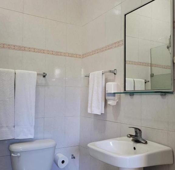 اتاق استاندارد, Drake Bolivar Santo Domingo