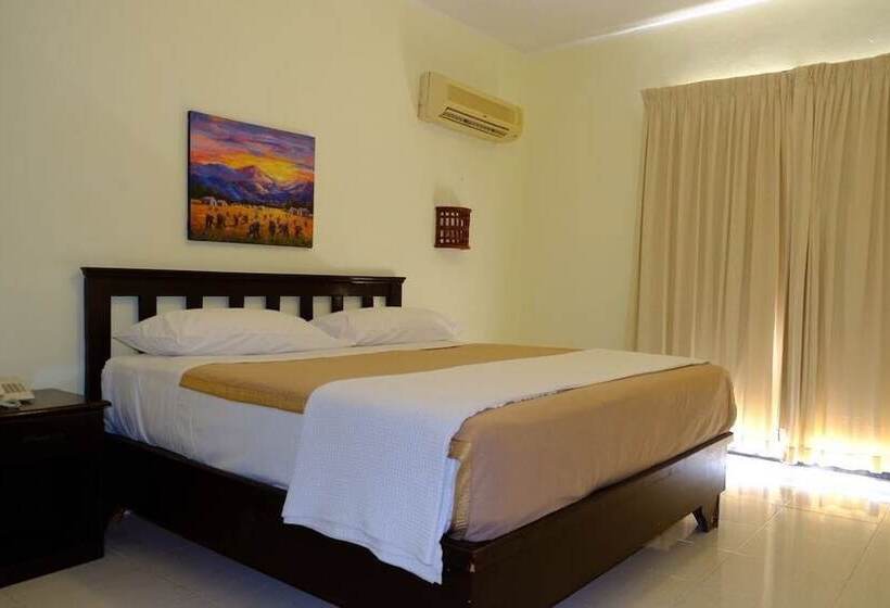 سوییت, Drake Bolivar Santo Domingo