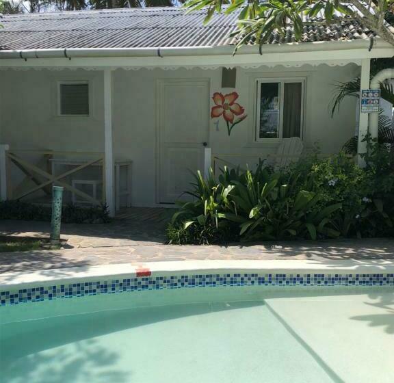 اتاق استاندارد با چشمانداز استخر, Beach Hotel Casa Nina