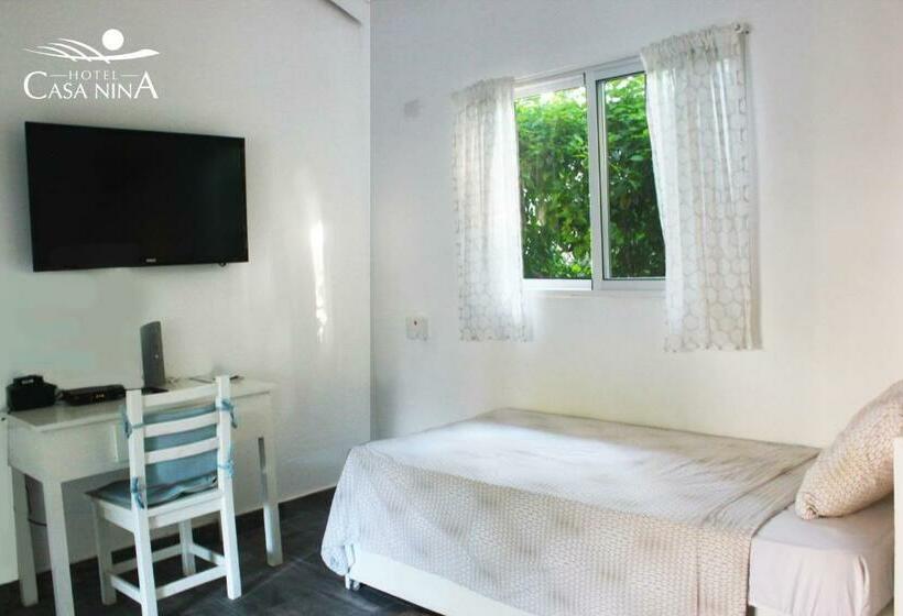 سوییت با چشمانداز استخر, Beach Hotel Casa Nina