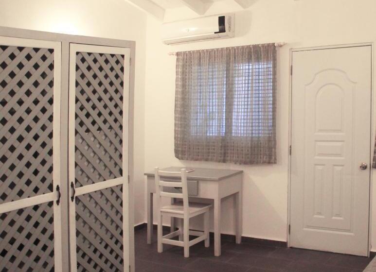 اتاق لوکس, Beach Hotel Casa Nina