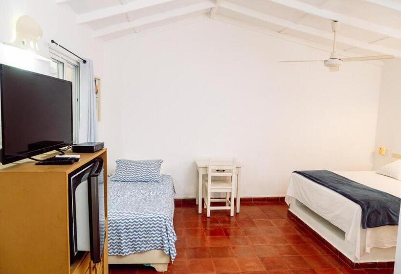 اتاق خانوادگی, Beach Hotel Casa Nina