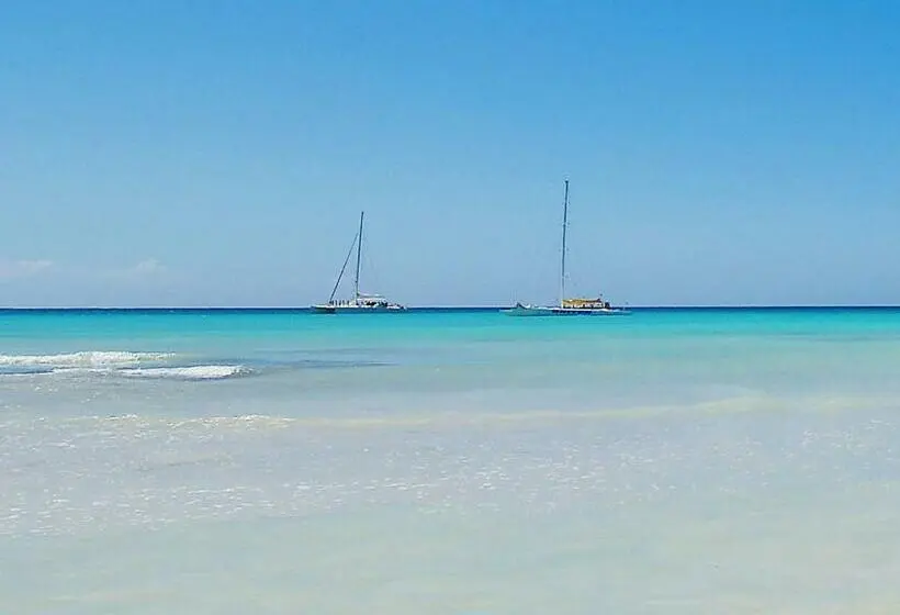 اتاق استاندارد با چشم‌انداز باغ, Caraibidamari
