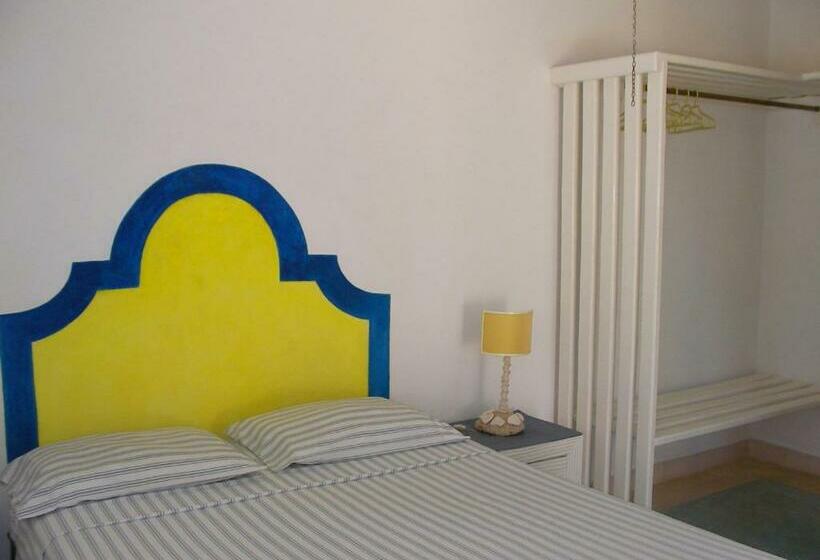 اتاق استاندارد با چشمانداز باغ, Caraibidamari