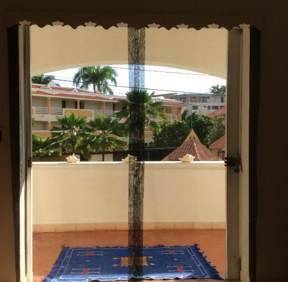 اتاق استاندارد سه تخته با چشمانداز باغ, Caraibidamari