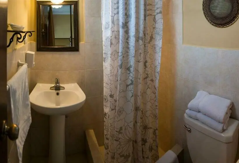اتاق استاندارد یک نفره, Hostal Villa Toscana