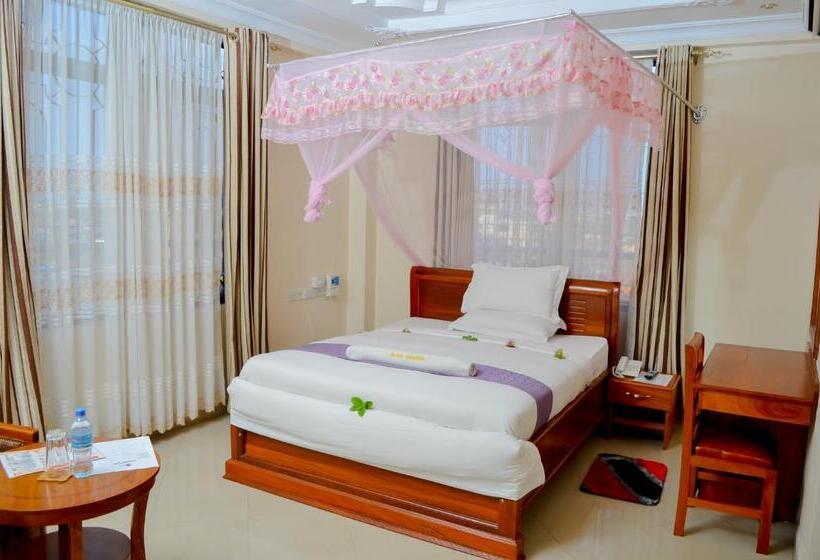 اتاق لوکس, Silver Paradise